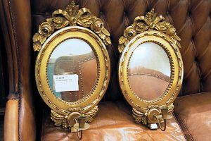 Spegellampetter sent 1900-tal, värde 4600 kr